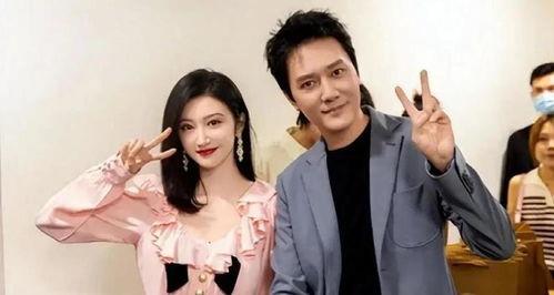 八卦吃瓜爆料娱乐主播,揭秘娱乐主播背后的故事