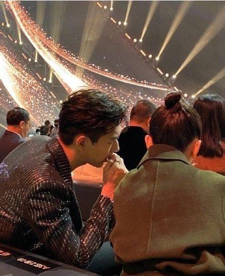 娱乐吃瓜周冬雨微博